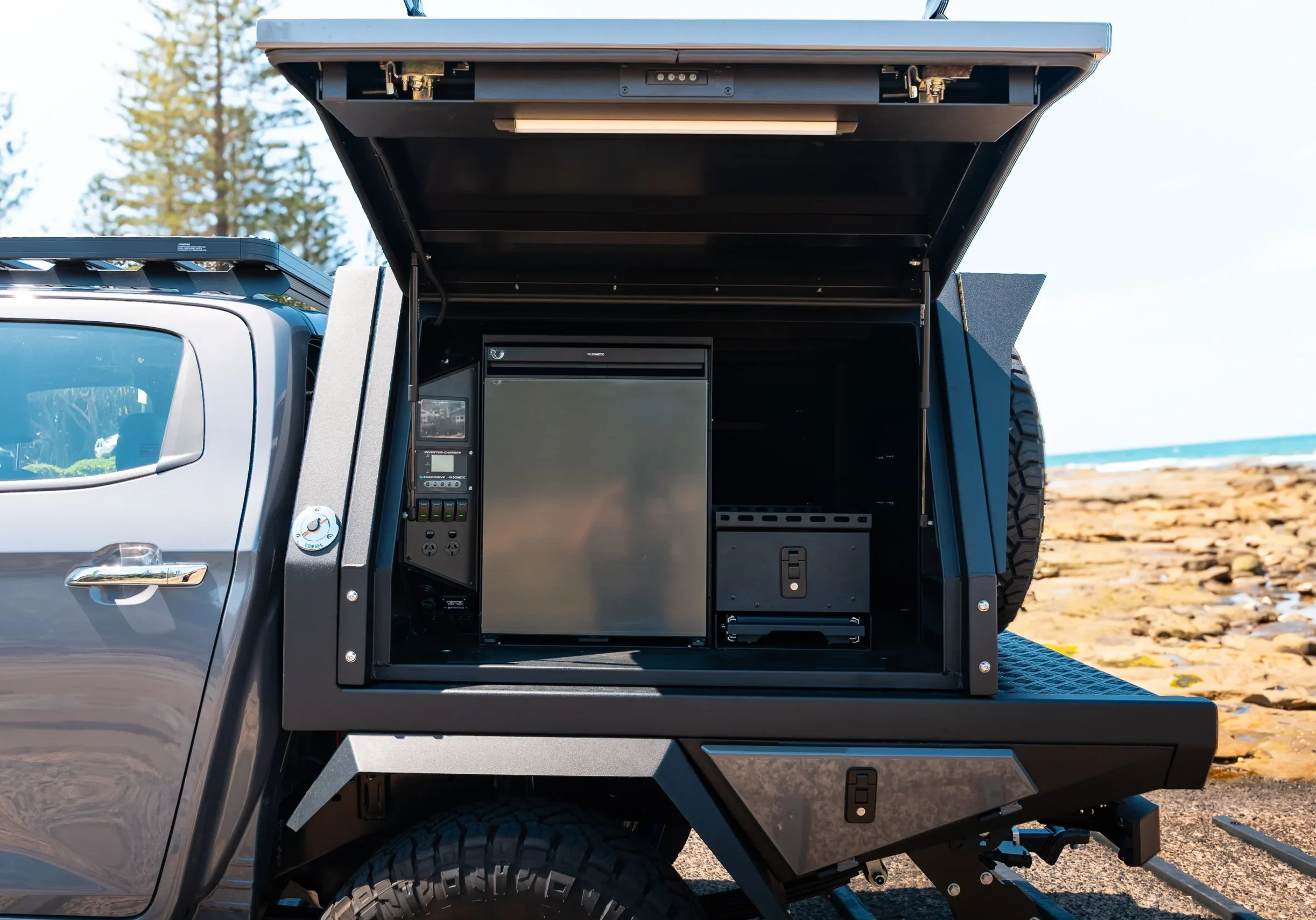 bt50-tdi-canopy-open